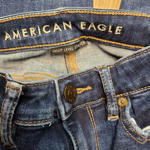 American Eagle Super Hi Rise Flare Size 2 Jeans - Picture 4 of 6